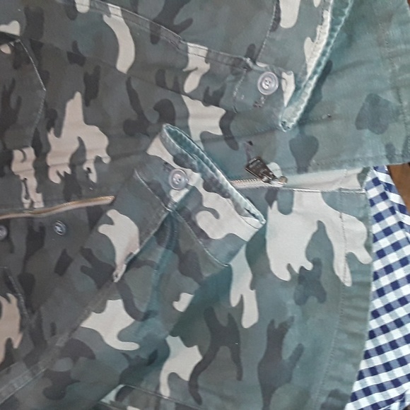 Young Men's Levi's Lightweight Jacket - Picture 11 of 11